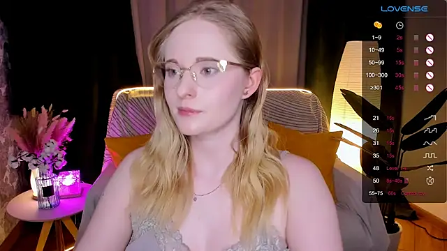 Aemilia_ live sex cam