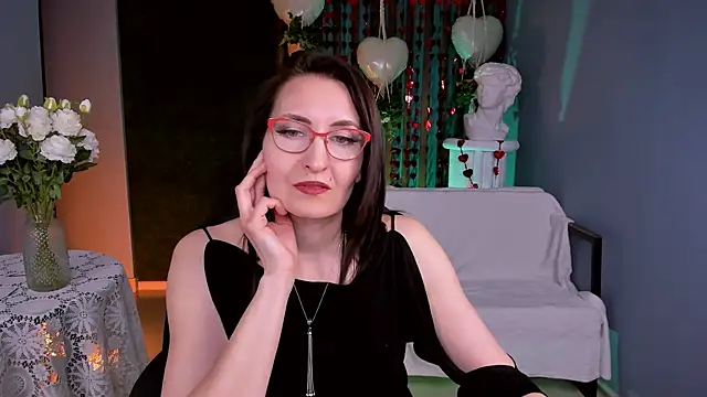 UnaTerra live sex cam