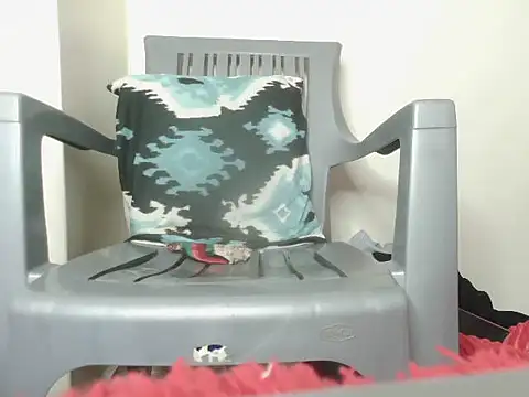 HoLy-ViRgiN live sex cam