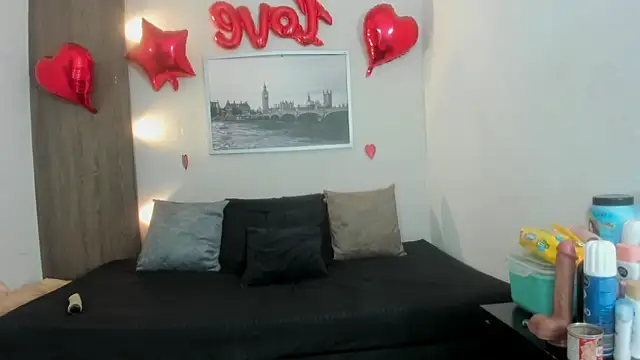 Cheryl_JONES live sex cam