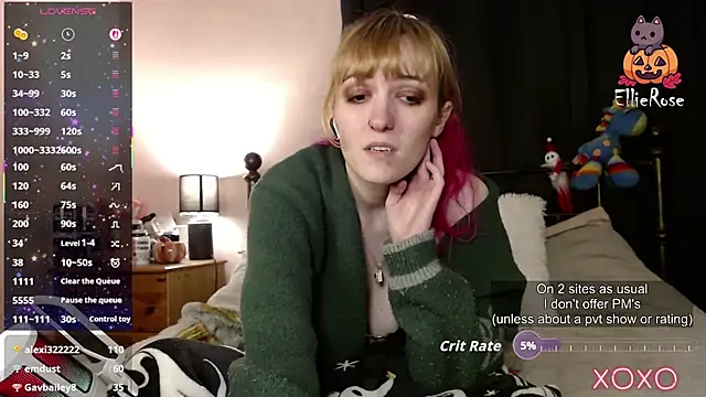 EllieeRose live sex cam
