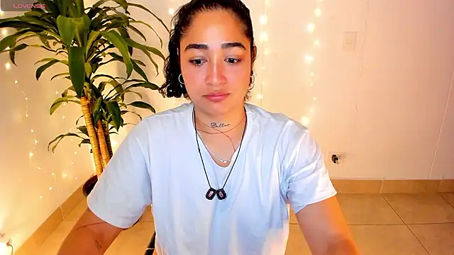 _kat_1995 live sex cam