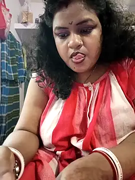 Deborbhavi222's cam snapshot