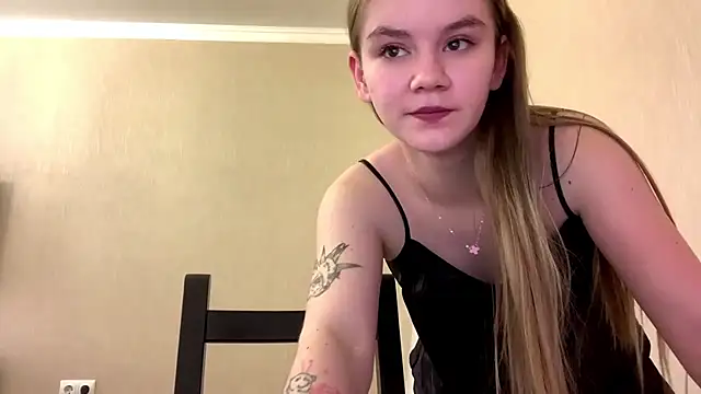 AgnesShy_'s cam snapshot