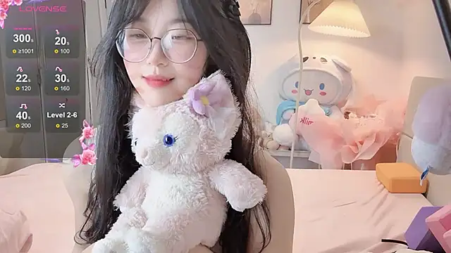 Luminous4173 live sex cam