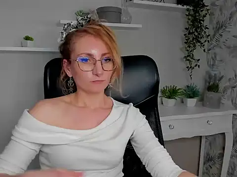 CinderellaMoon's cam snapshot