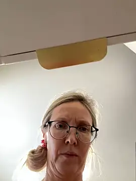 MollyStory live sex cam