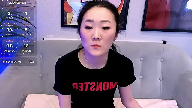 AikoYamada live sex cam