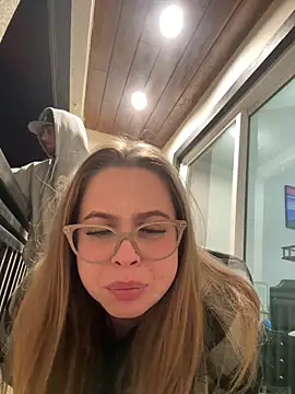 xxlivecouple live sex cam