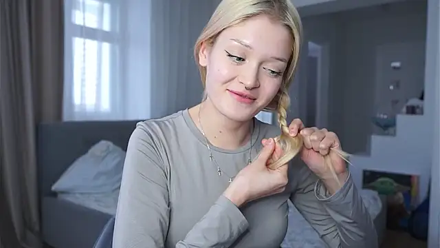 TaraBomstad's cam snapshot