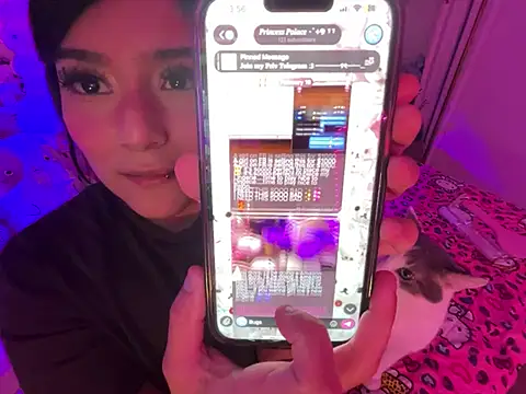 Onlypawzz's cam snapshot