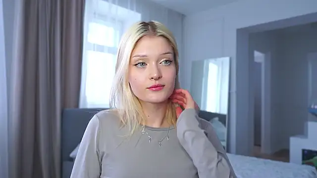 TaraBomstad's cam snapshot