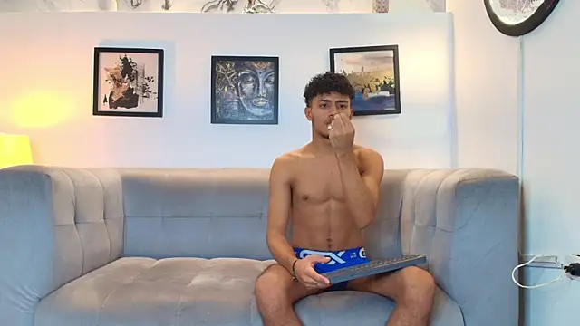 DIAMOND_BLACKS live sex cam