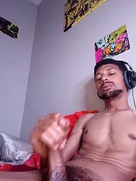 BigPrettyDick777 live sex cam