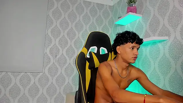Boy_savoy live sex cam