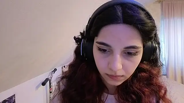 Blissmissataeses's cam snapshot