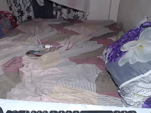 naughtybaby696969 live sex cam