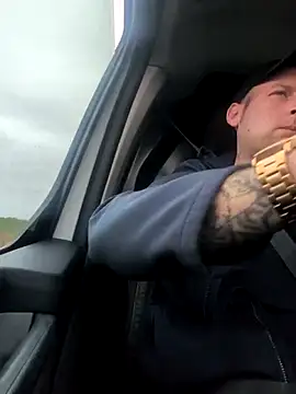 Xx32nlincsxX live sex cam