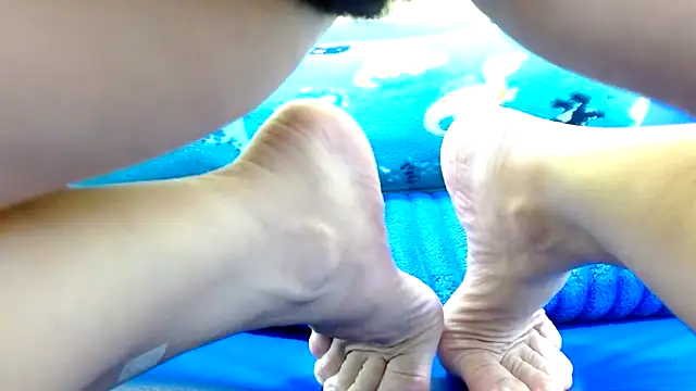 thebesthairypussy2 live sex cam