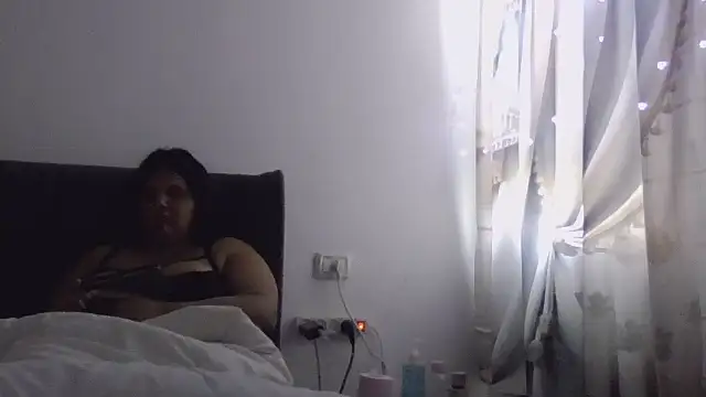 maayanlevi2 live sex cam