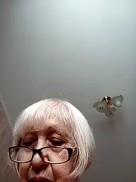 Anatolia5961's cam snapshot