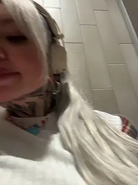 Chiibi's cam snapshot