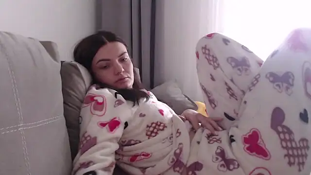 _JustmeHere_'s cam snapshot