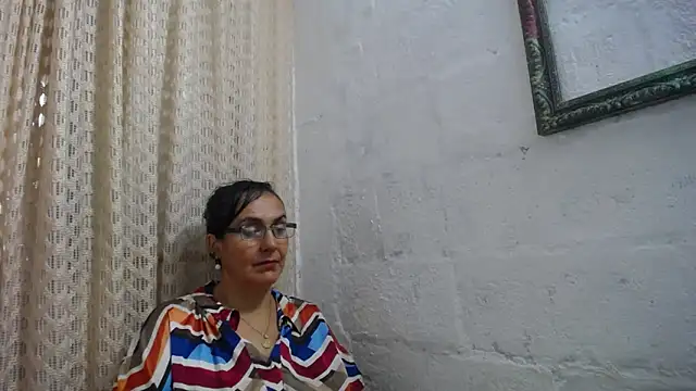 gabbyparker_'s cam snapshot