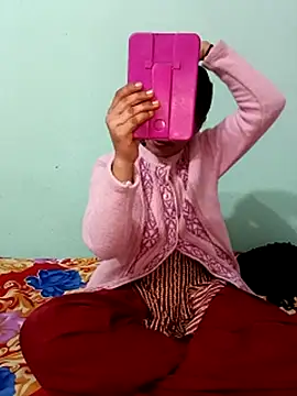 18_year_old_girl's cam snapshot