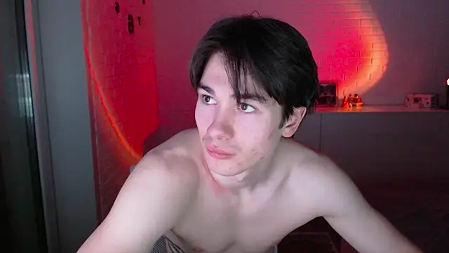 MarkusDean live sex cam