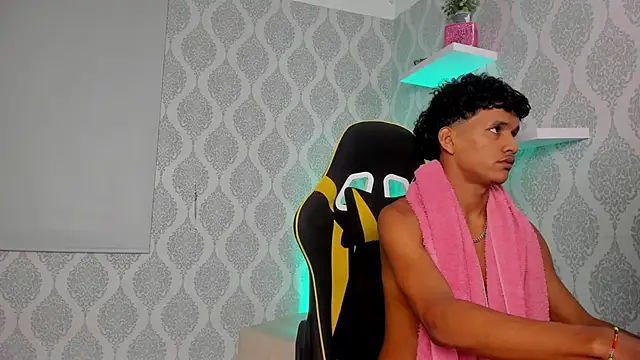 Boy_savoy live sex cam