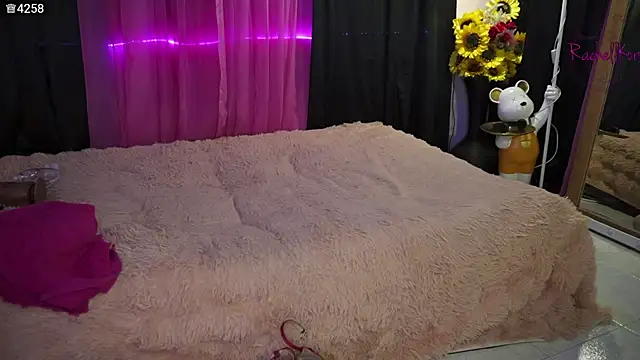 Rachellkors live sex cam