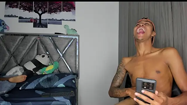 Lagosanthos live sex cam