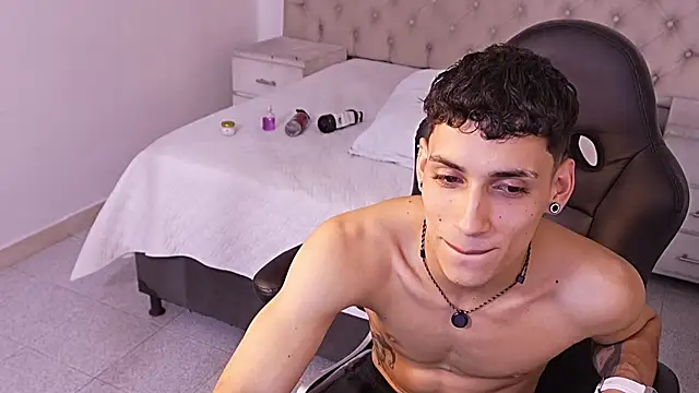 JhoanLeandro live sex cam