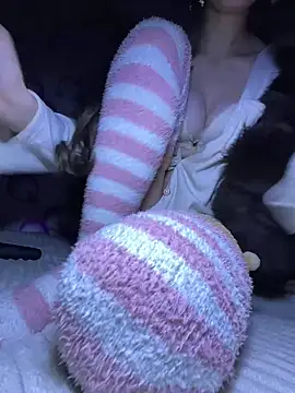 iu_uzZ's cam snapshot