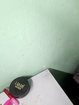 Hey_shiviii's cam snapshot