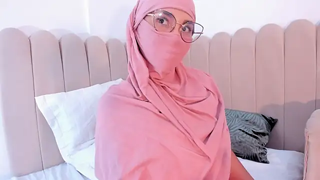 _amisha's cam snapshot