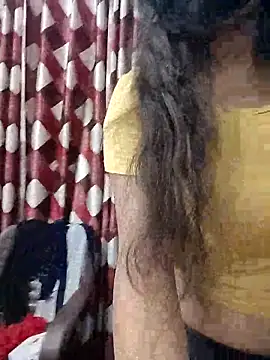 Ruhi_07's cam snapshot