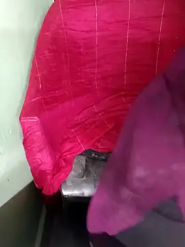 Hey_shiviii's cam snapshot