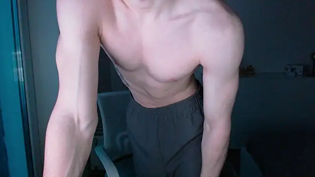 MarkusDean live sex cam