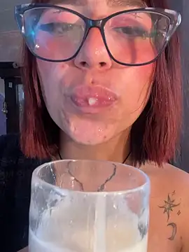 Kitty_Melodi live sex cam