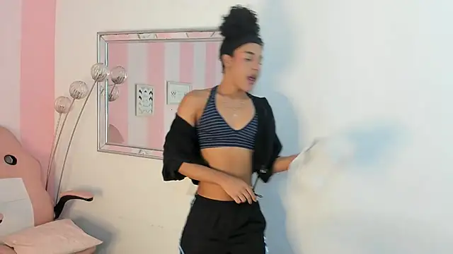 Amaia_Monroe live sex cam