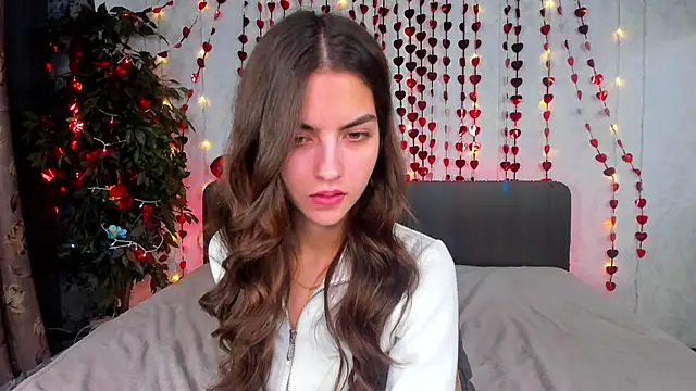 Milana_Crystal_ live sex cam