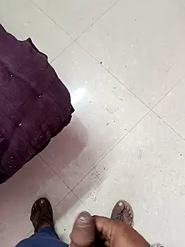 hard_boy9455's cam snapshot