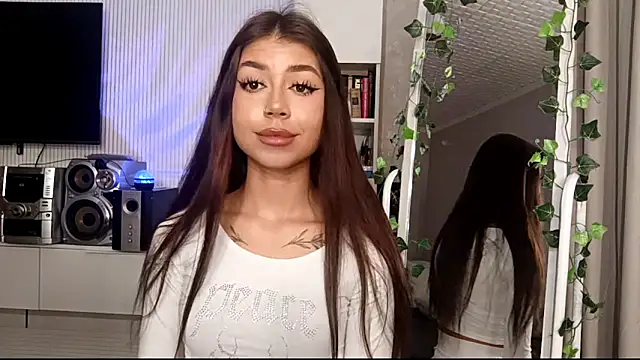 You_Club_Winx's cam snapshot