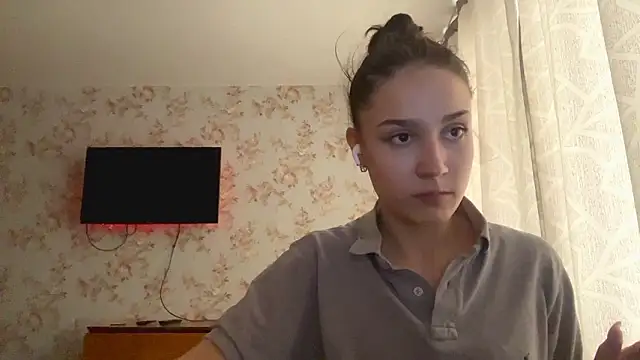 PagedLard's cam snapshot