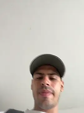 HotWhisper22 live sex cam