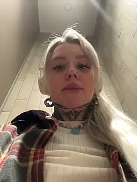 Chiibi's cam snapshot