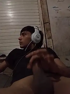 MYM69_-'s cam snapshot