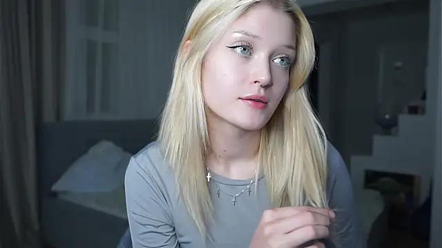 TaraBomstad's cam snapshot